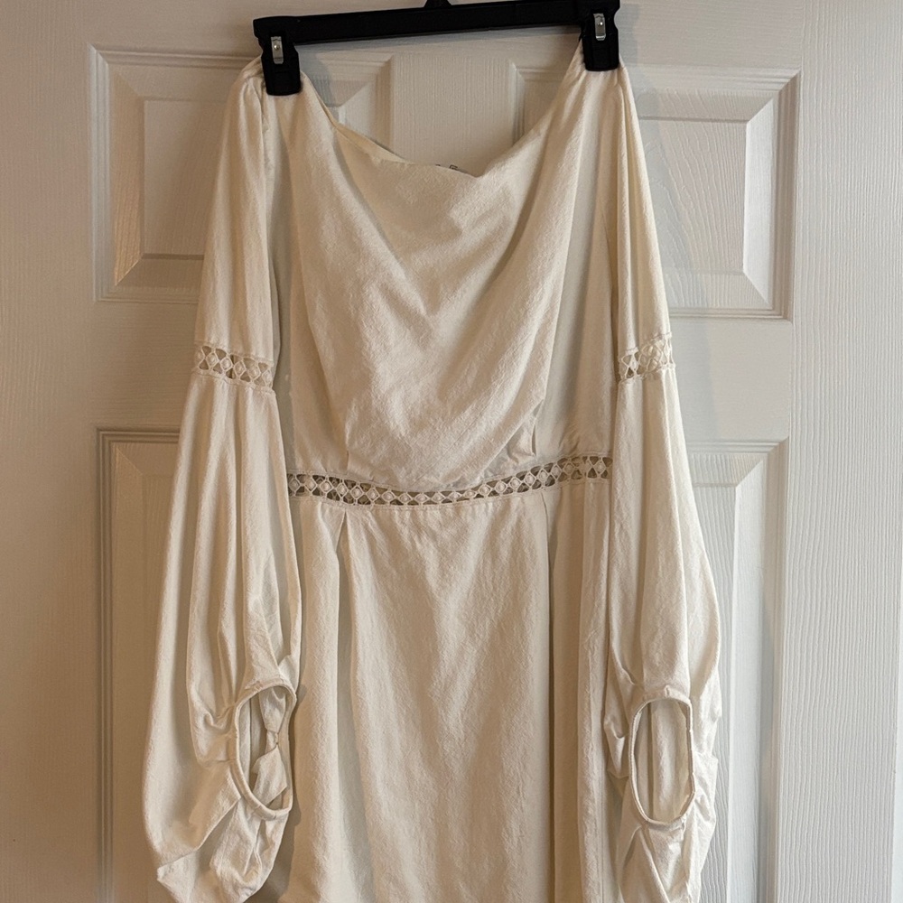 Free People (S) Gorgeous Elegant White Dress